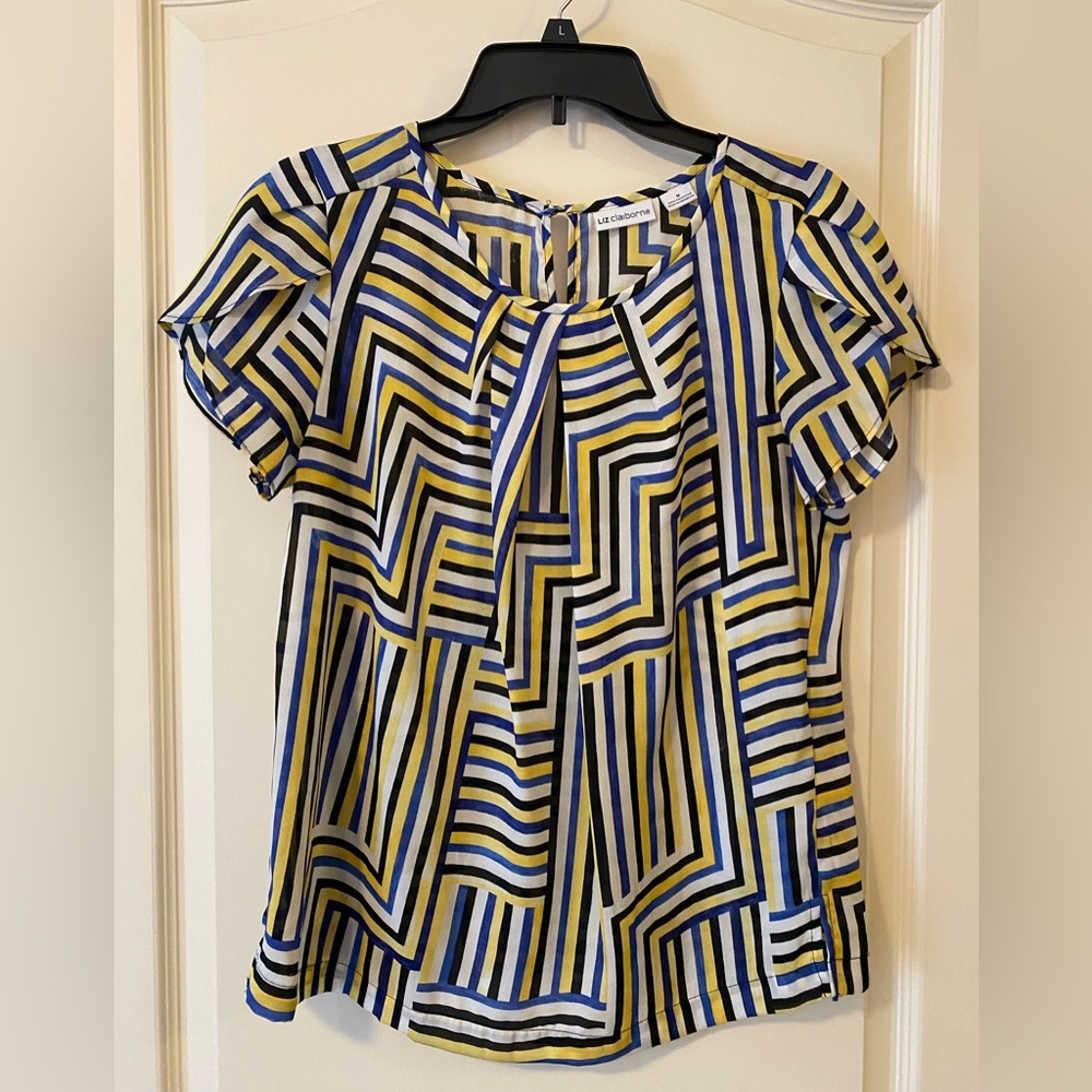 Liz Claiborne Geometric Patterned Women's Top size M